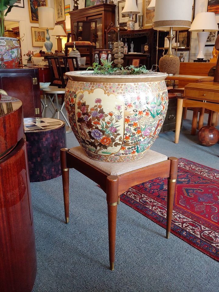 Japanese Fish Bowl Planter. 18.5 inches diameter and 15 tall Astute