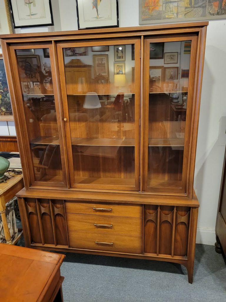Kent Coffey Perspecta China Cabinet