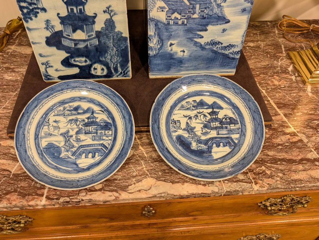 Pair Antique Canton Plates, 8.75 inches