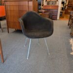 Eames Shell Armchair