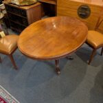 Victorian Oval Foyer Table / Breakfast Table
