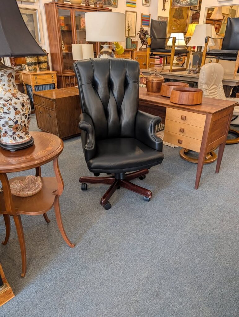 Cabot Wrenn, Bradford, Tufted Swivel Tilt Chair